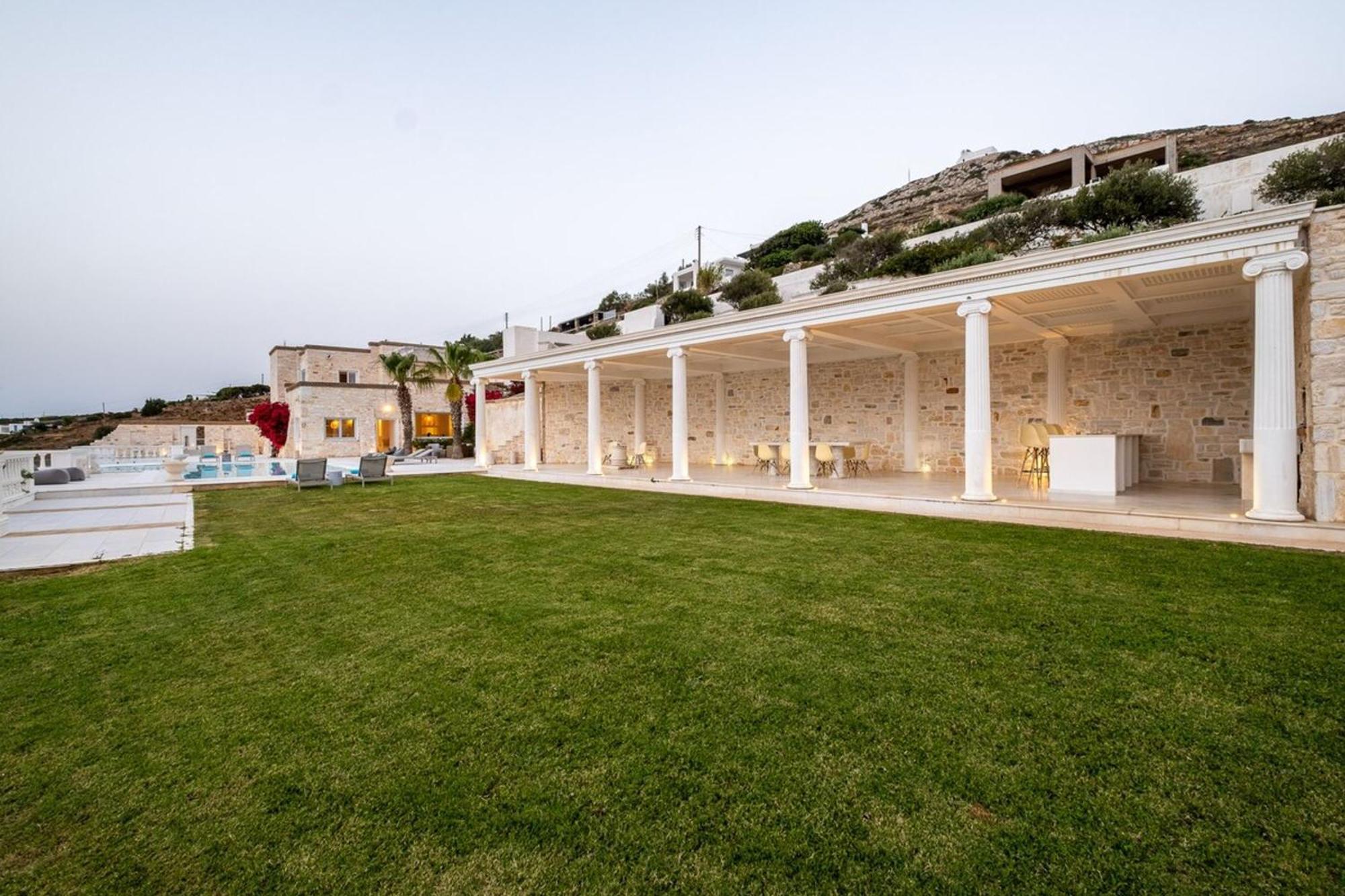 Luxury Villa Aethra -Island Living Paros- エクステリア 写真